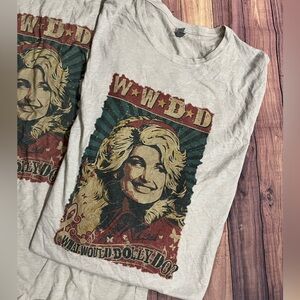What Would Dolly Do? T-Shirt